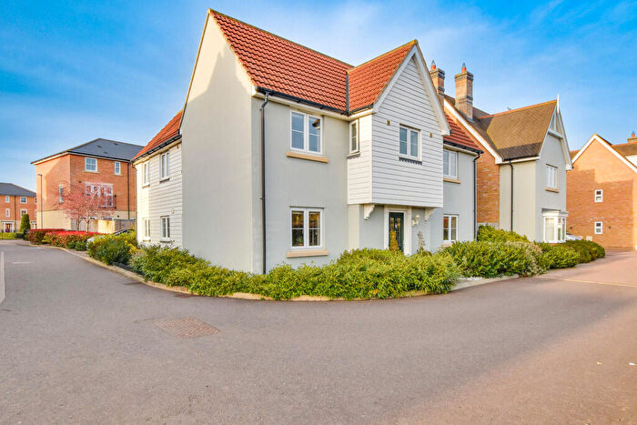 4 Bedroom Detached House For Sale In Woodlands Walk, Woodlands Park, CM6