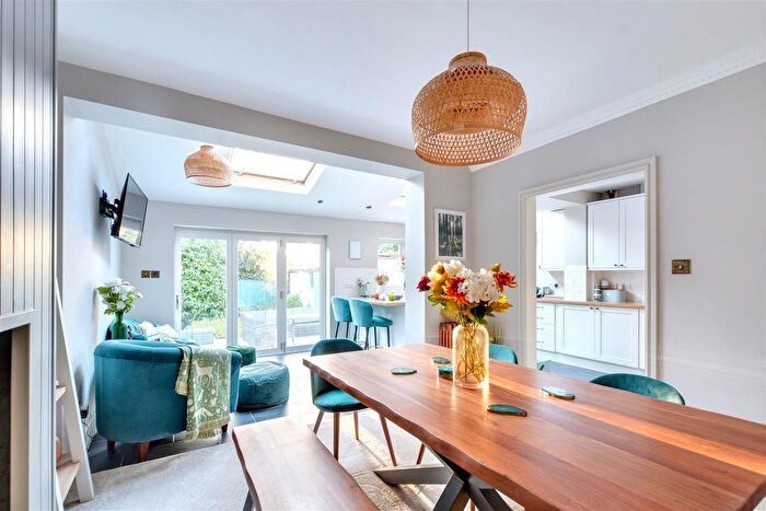 3 Bedroom Property For Sale In Town Street, Bramcote, Nottingham, NG9