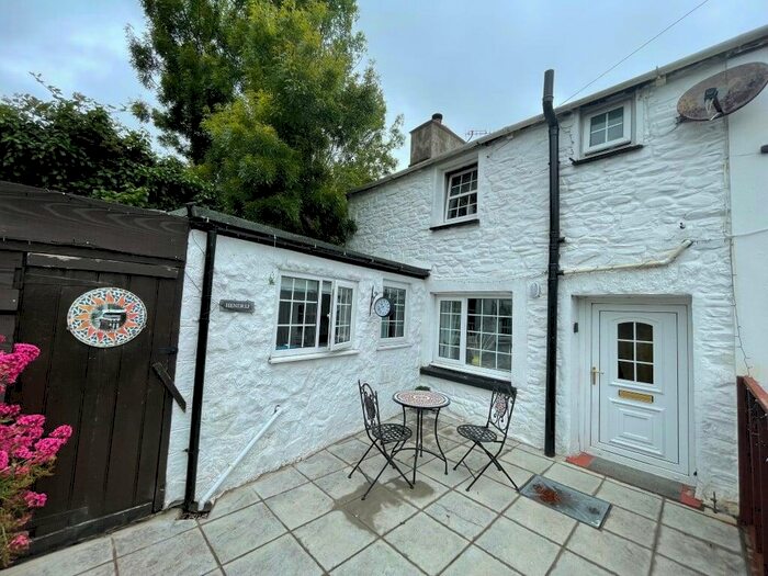 2 Bedroom Cottage For Sale In Aberarth, Aberaeron, SA46