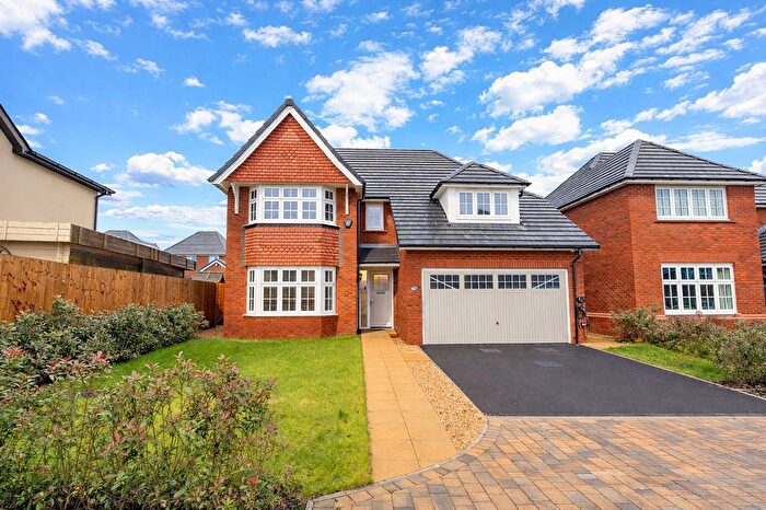 5 Bedroom Detached House For Sale In Hen Chwarel Drive, Llanwern, NP18