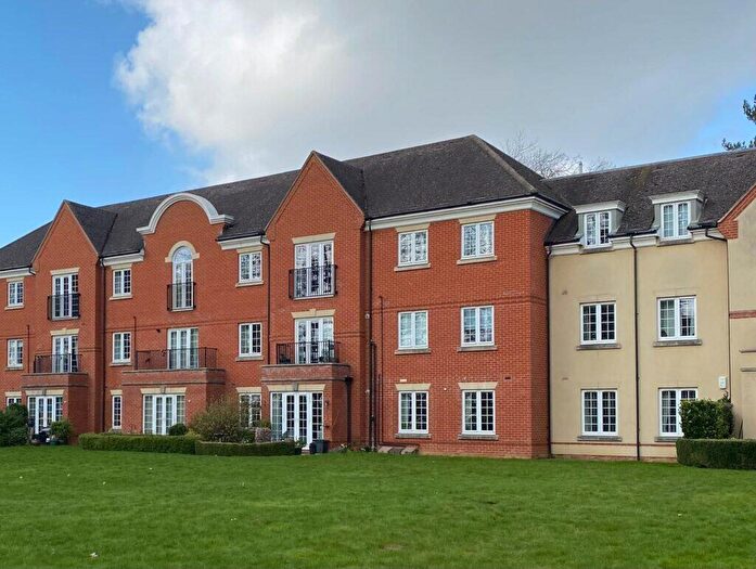 2 Bedroom Apartment To Rent In Janet Blunt House, Greenhill, Twyford, Oxon, OX17