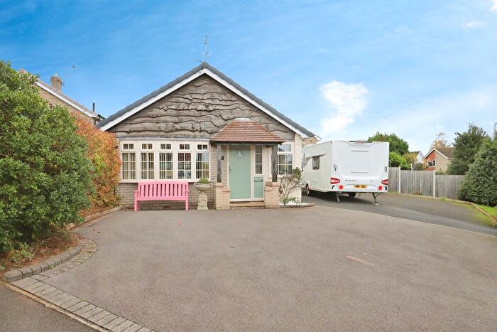 2 Bedroom Detached Bungalow For Sale In Ferndale Crescent, Kidderminster, DY11