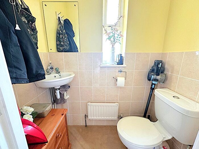 2 Bedroom Detached Bungalow To Rent In St Francis Chase, Bexhill-On-Sea, TN39