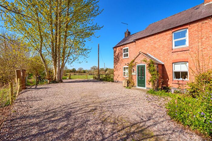 4 Bedroom Detached House For Sale In Alkington, Whitchurch, SY13