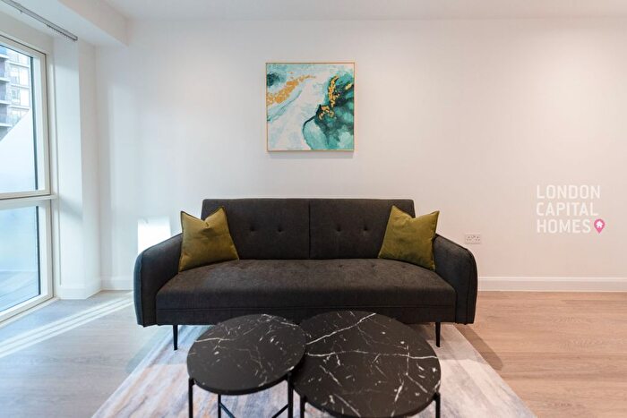 1 Bedroom Flat To Rent In Ellipse House, Eden Place, London, E16