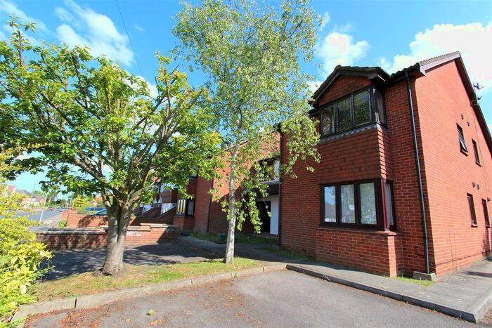 Studio To Rent In High Trees, Oak Avenue, Ickenham, UB10