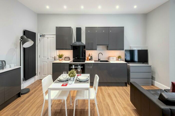 Studio To Rent In St. James Square, Cheltenham, Gloucestershire, GL50