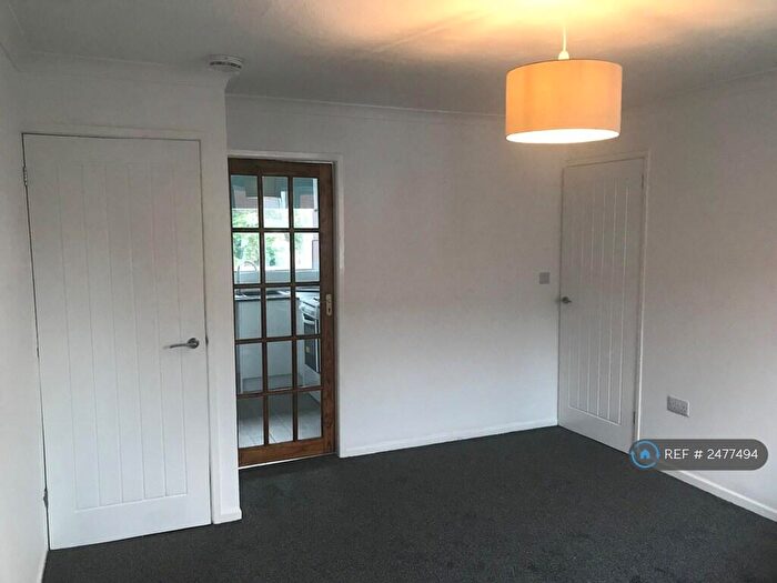 2 Bedroom Flat To Rent In Bamber Bridge, Preston, PR5