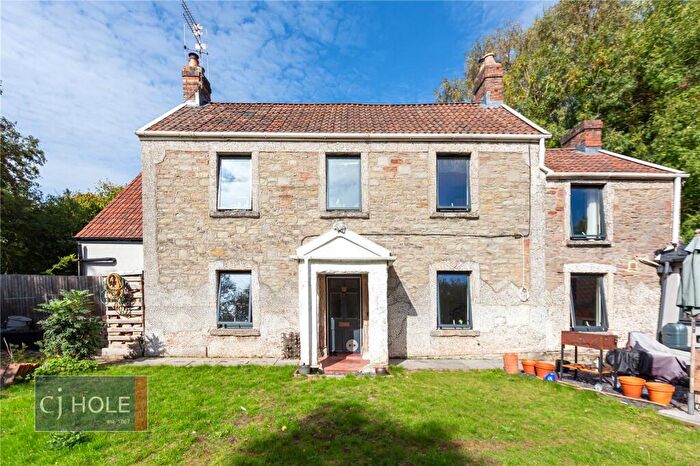 2 Bedroom Detached House To Rent In Ham Lane, Bristol, Somerset, BS16