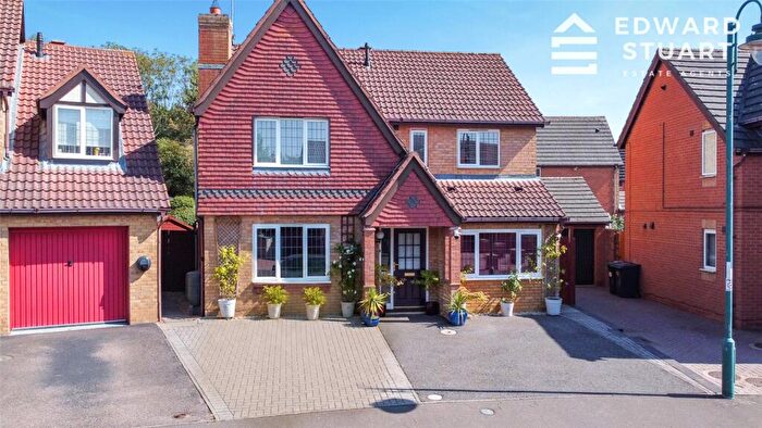 4 Bedroom Detached House For Sale In Lornas Field, Hampton Hargate, Peterborough, Cambridgeshire, PE7
