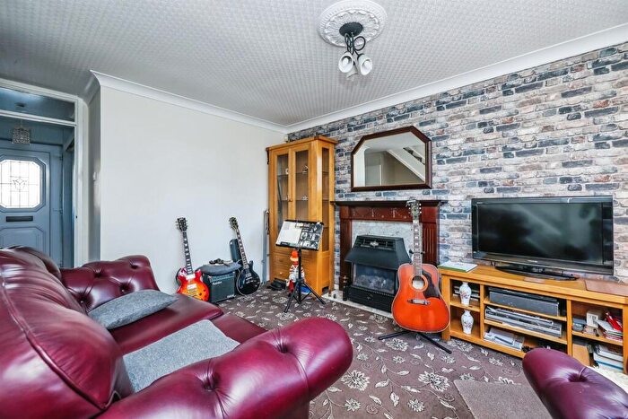 2 Bedroom Semi-Detached House For Sale In Chestnut Road, Langley Mill, Nottingham, NG16