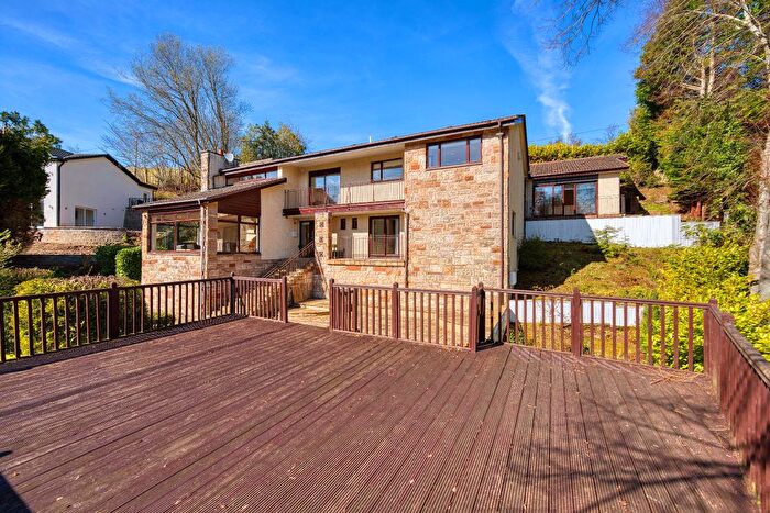 4 Bedroom Detached House For Sale In Glebe Wynd, Bothwell, G71