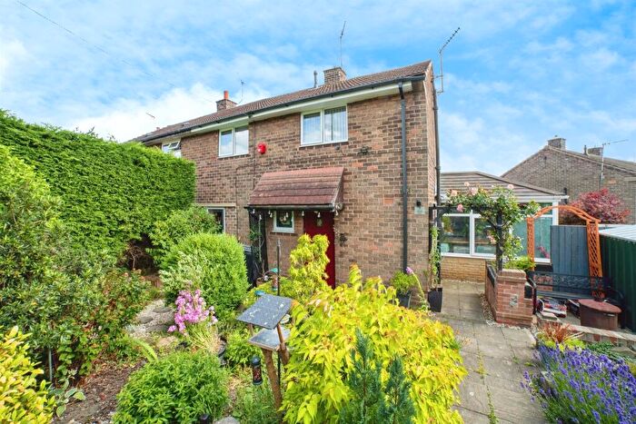3 Bedroom Semi-Detached House For Sale In Gloves Lane, Blackwell, Alfreton, DE55