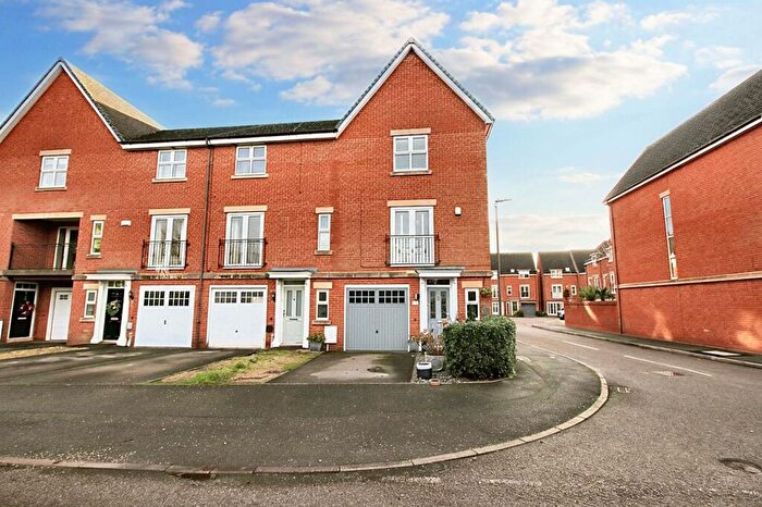 3 Bedroom End Of Terrace House For Sale In Messiter Mews, Willington, DE65