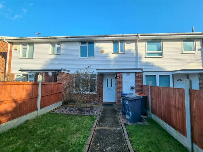 4 Bedroom Terraced House To Rent In Rushmead Close, Canterbury, CT2