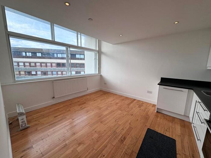2 Bedroom Flat To Rent In The Exchange, Leicester, LE1
