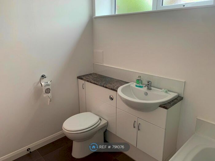 3 Bedroom Detached House To Rent In South Street, Mintlaw, Peterhead, AB42