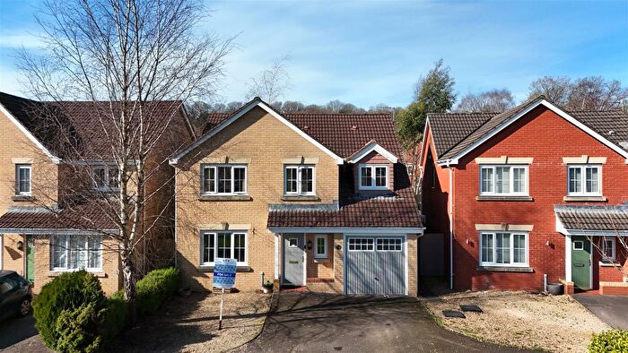 5 Bedroom Detached House For Sale In Pwll Yr Allt, Pengam, Hengoed, CF82
