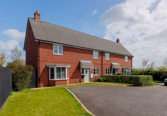 3 Bedroom Semi-Detached House For Sale In Buchan Place, Kingston Bagpuize, Abingdon, OX13