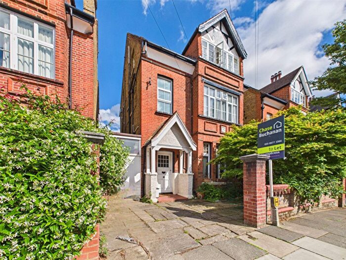 1 Bedroom Flat To Rent In Coleshill Road, Teddington, TW11