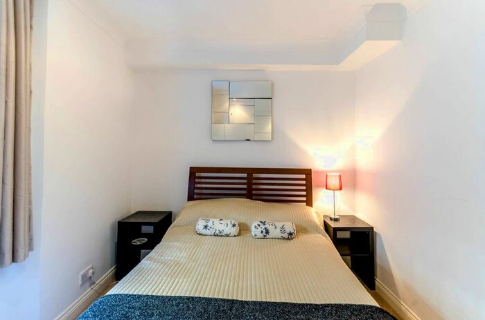 1 Bedroom Flat To Rent In Ifield Road, Chelsea, London, SW10