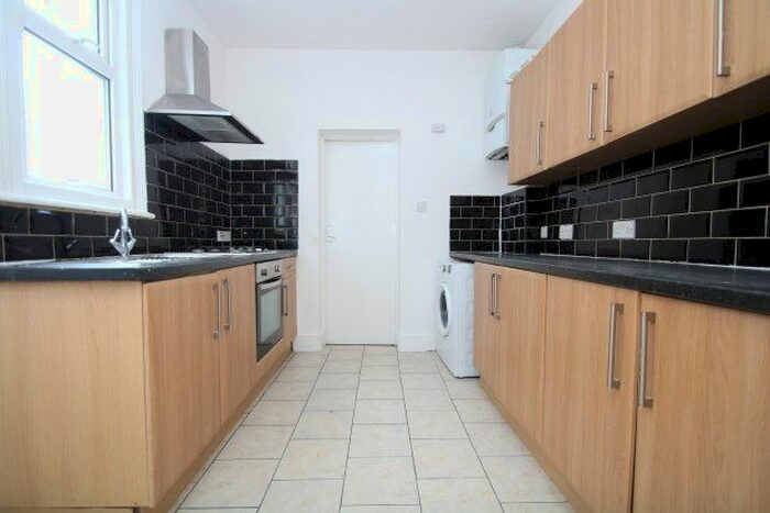 3 Bedroom Property To Rent In Swain Road, Thornton Heath, CR7