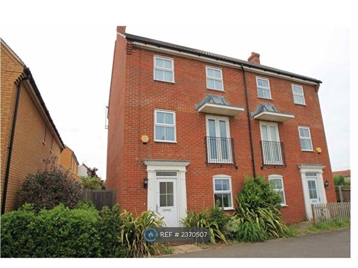 4 Bedroom Semi-Detached House To Rent In Plover Road, Minster On Sea, Sheerness, ME12