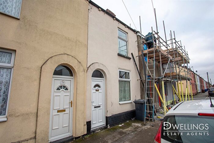 3 Bedroom Terraced House For Sale In Clarence Street, Burton-On-Trent, DE14