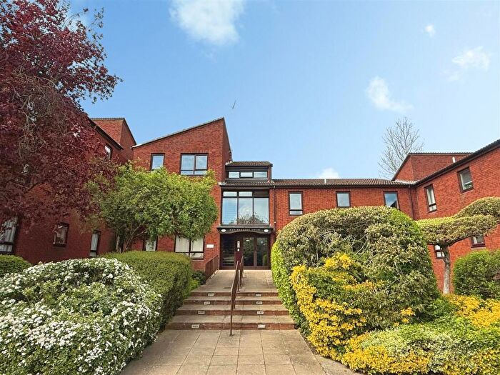 1 Bedroom Apartment To Rent In Allenview Road, Wimborne, BH21