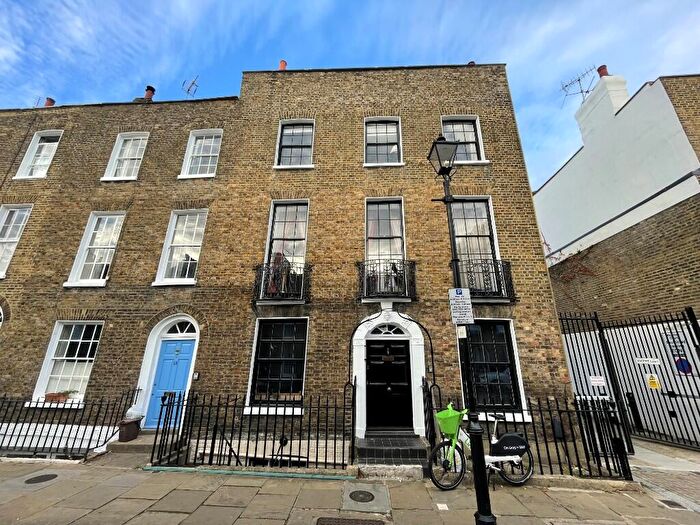 2 Bedroom Flat To Rent In Charlton Place, London, N1