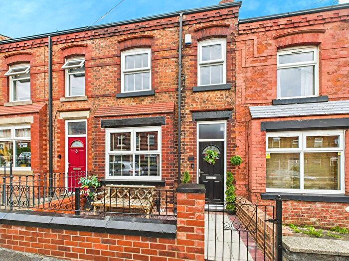 3 Bedroom Terraced House For Sale In Victoria Avenue, Wigan, WN6