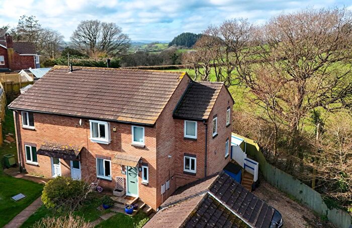 3 Bedroom End Of Terrace House For Sale In Broadridge Close, Newton Abbot, TQ12