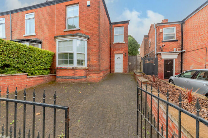 3 Bedroom Semi-Detached House To Rent In Lamartine Street, Nottingham, NG3