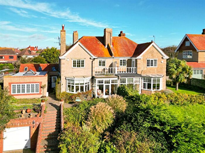 5 Bedroom House For Sale In Chyngton Road, Seaford, BN25