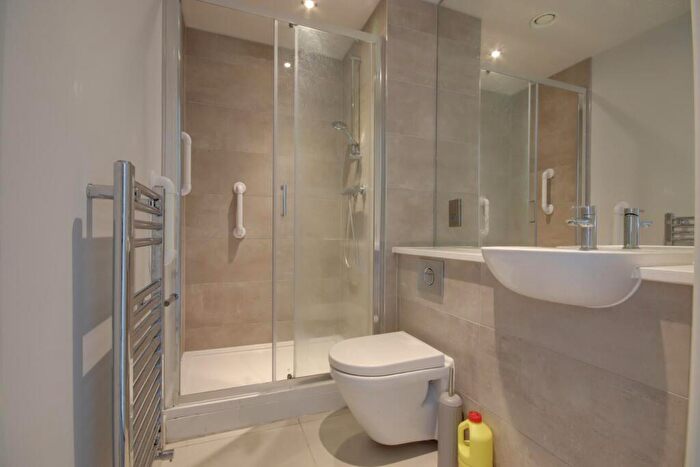 2 Bedroom Duplex To Rent In St. Ann Way, Gloucester, GL1