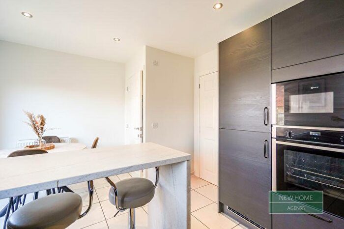 3 Bedroom Terraced House For Sale In Thornbury Walk, Kingswood, Hull, HU7