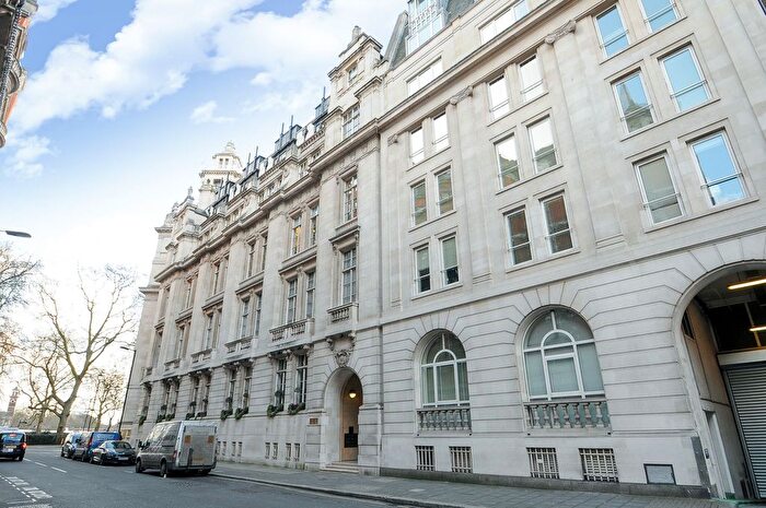 1 Bedroom Flat To Rent In Great Peter Street, Great Peter House, SW1P