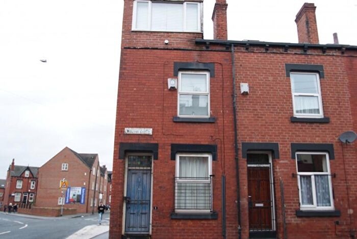 4 Bedroom End Of Terrace House To Rent In Welton Grove, Hyde Park, Leeds, LS6