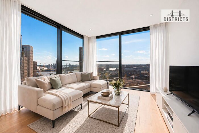 2 Bedroom Apartment For Sale In Hampton Tower, Marsh Wall, E14