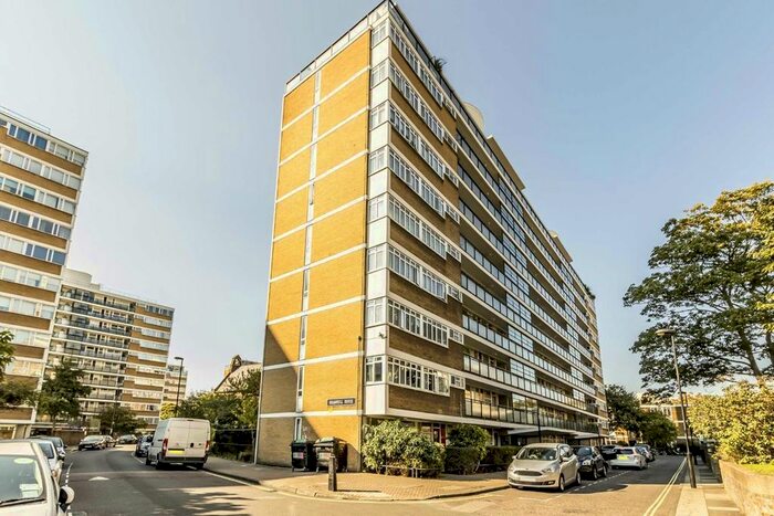 2 Bedroom Flat To Rent In Churchill Gardens, London, SW1V