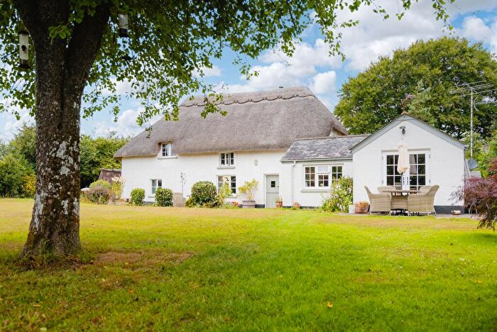 3 Bedroom Cottage For Sale In Kennerleigh, Crediton, EX17
