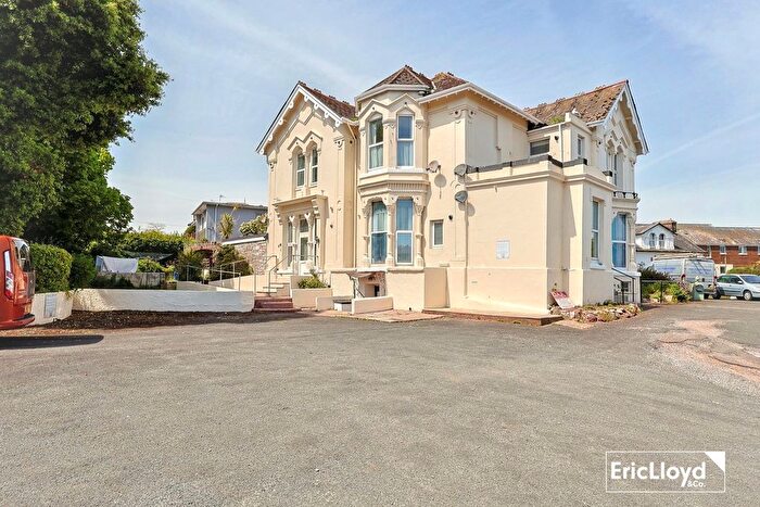 2 Bedroom Flat For Sale In Dartmouth Road, Paignton, TQ4