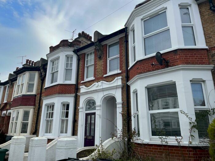 3 Bedroom House To Rent In Compton Road, Brighton, BN1
