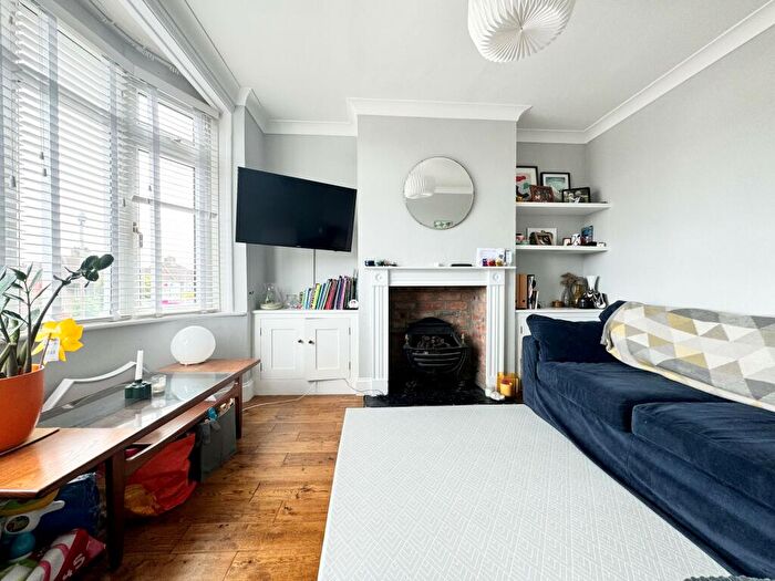 3 Bedroom House To Rent In Hill View Road, Bath, BA1