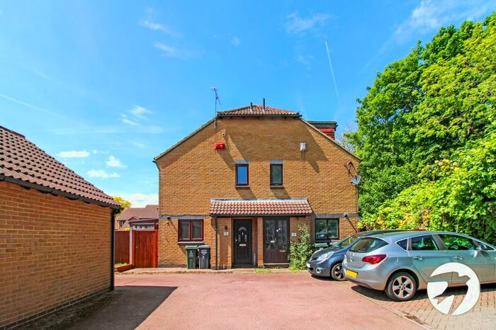 2 Bedroom Semi-Detached House To Rent In Hasted Close, Greenhithe, Kent, DA9