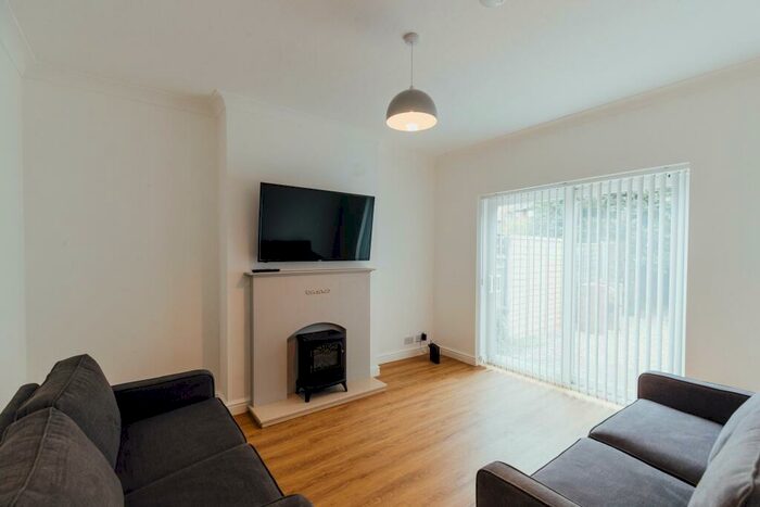 5 Bedroom House To Rent In Lansdowne Drive, Loughborough, LE11