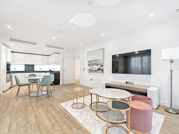 2 Bedroom Flat For Sale In Gladwin Tower, Wandsworth Road, SW8