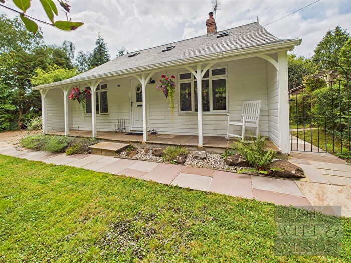 3 Bedroom Detached House For Sale In Sandrock Hill, Sedlescombe, TN33
