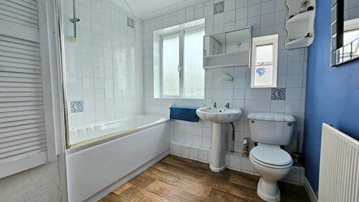 3 Bedroom Terraced House For Sale In Stourbridge, Norton, Lavender Lane, DY8