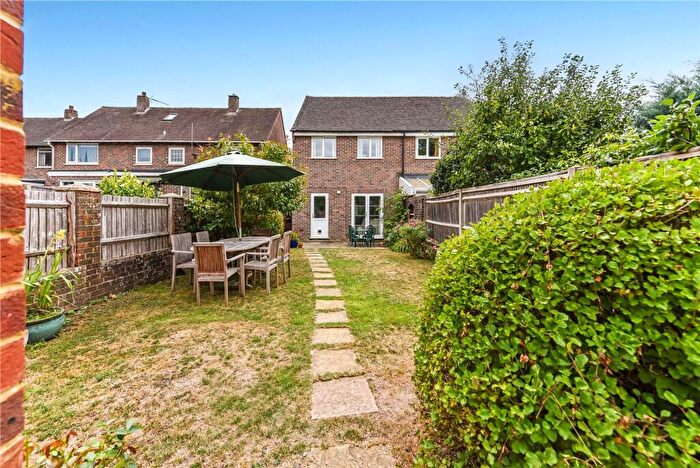 3 Bedroom Property For Sale In Heather Close, West Ashling, PO18